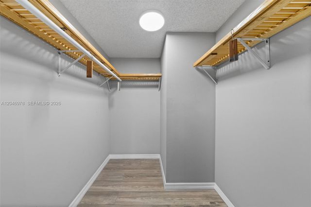 2408 NE 10th Street 122, Hallandale Beach, FL 33009