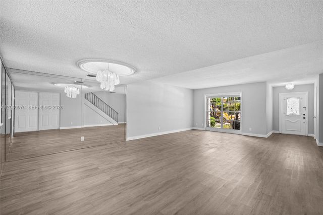 2408 NE 10th Street 122, Hallandale Beach, FL 33009
