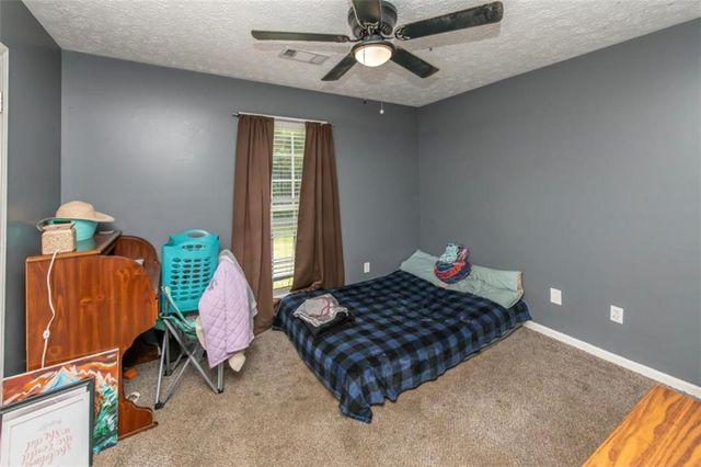 105 Pine Hill Road, Lagrange, GA 30241