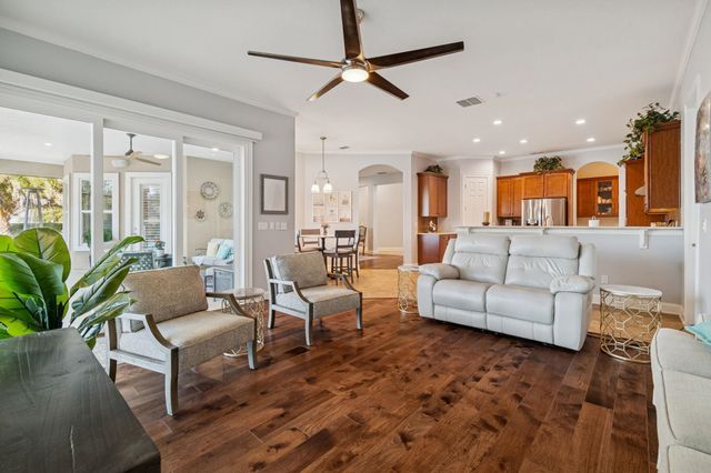 433 Venecia Way, St Augustine, FL 32086