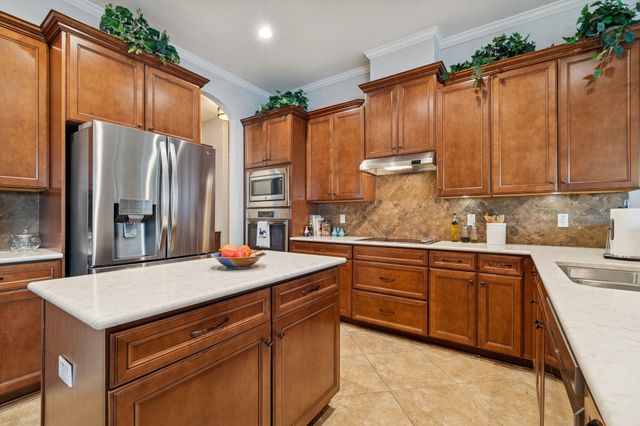 433 Venecia Way, St Augustine, FL 32086