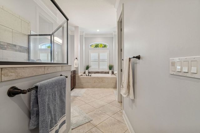 433 Venecia Way, St Augustine, FL 32086