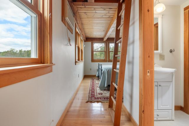 32 River Road, Hanover, NH 03755