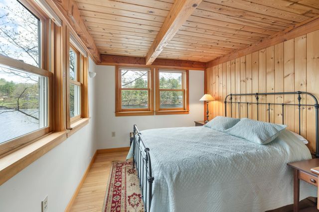 32 River Road, Hanover, NH 03755