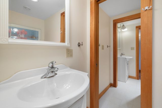 32 River Road, Hanover, NH 03755