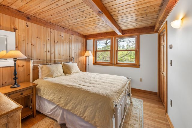 32 River Road, Hanover, NH 03755