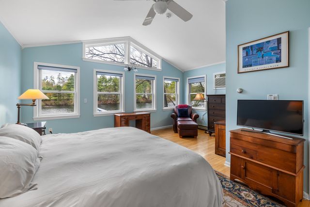 32 River Road, Hanover, NH 03755