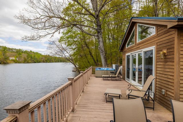 32 River Road, Hanover, NH 03755