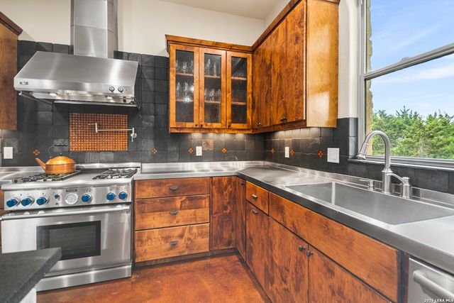 171 Scenic Bluffs, Boerne, TX 78006