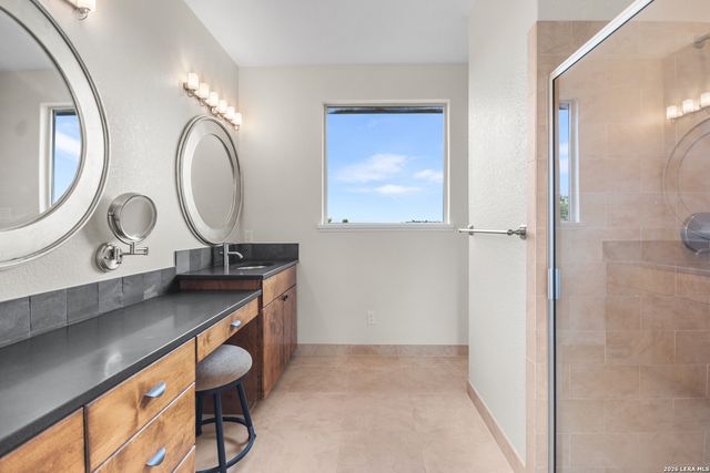 171 Scenic Bluffs, Boerne, TX 78006