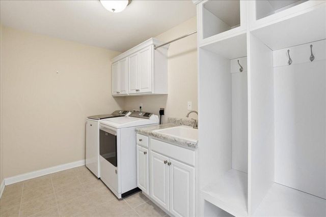 9346 W 107th Lane, St. John, IN 46373