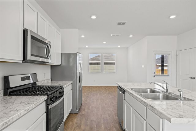 310 Puerto Plata Ave, Bastrop, TX 78602