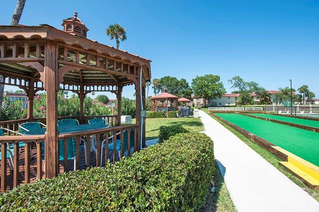 34 Pine Arbor Lane 203, Vero Beach, FL 32962