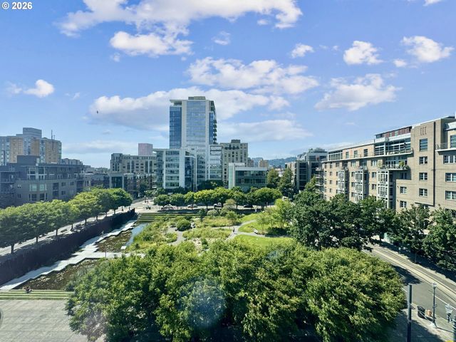 1075 Nw NORTHRUP St 515, Portland, OR 97209