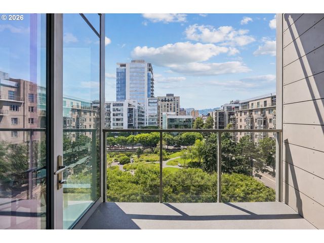 1075 Nw NORTHRUP St 515, Portland, OR 97209