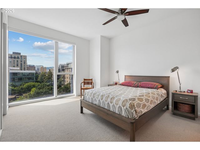 1075 Nw NORTHRUP St 515, Portland, OR 97209