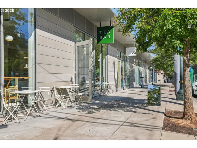 1075 Nw NORTHRUP St 515, Portland, OR 97209