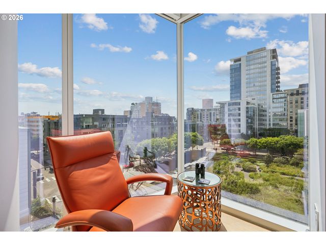 1075 Nw NORTHRUP St 515, Portland, OR 97209