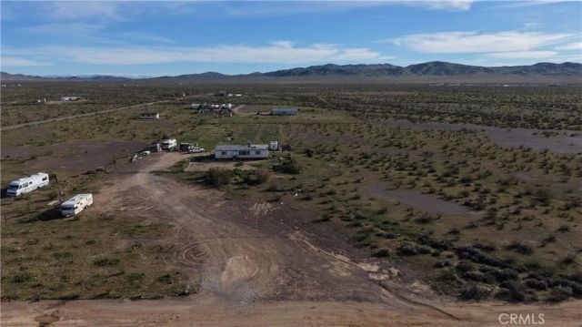 19033 Wagonwheel Road, Helendale, CA 92342