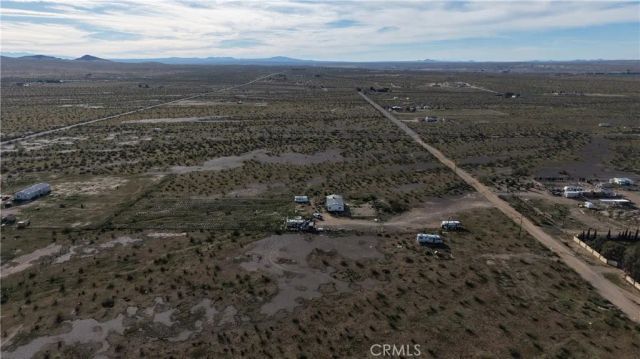 19033 Wagonwheel Road, Helendale, CA 92342