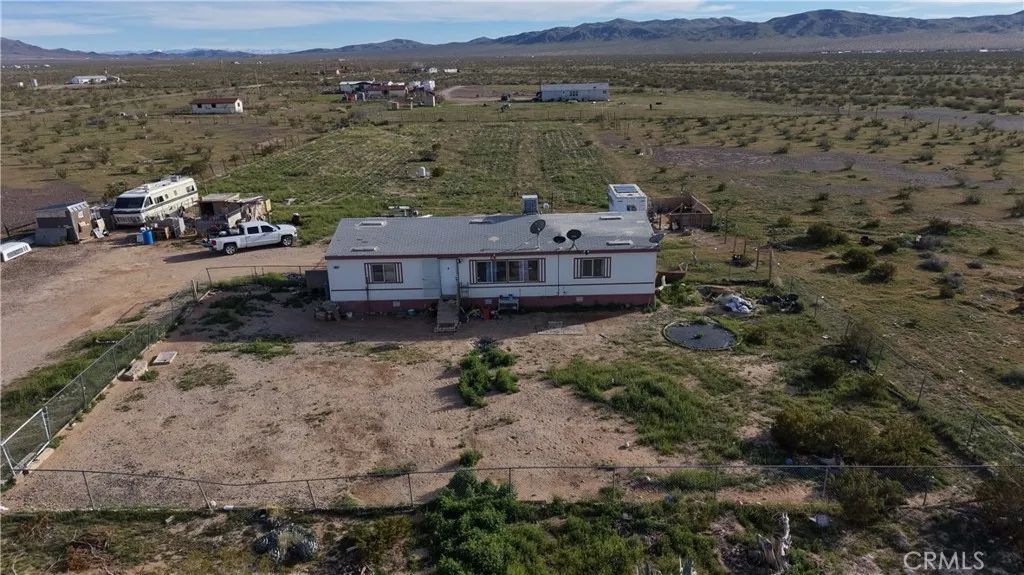 19033 Wagonwheel Road, Helendale, CA 92342