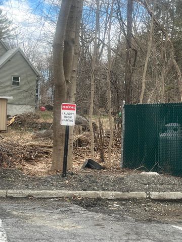 9 White Gate Road J, Wappingers Falls, NY 12590