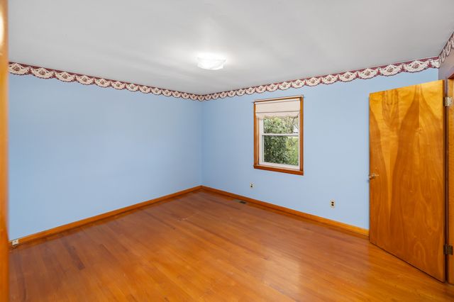 111 Cothron Dr, Lafayette, TN 37083