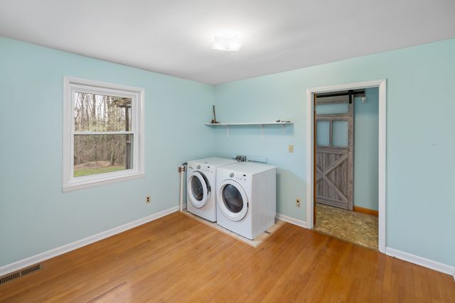 111 Cothron Dr, Lafayette, TN 37083