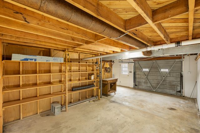 111 Cothron Dr, Lafayette, TN 37083