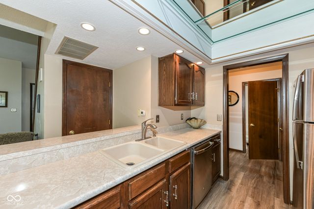 524 Conner Creek Drive, Fishers, IN 46038