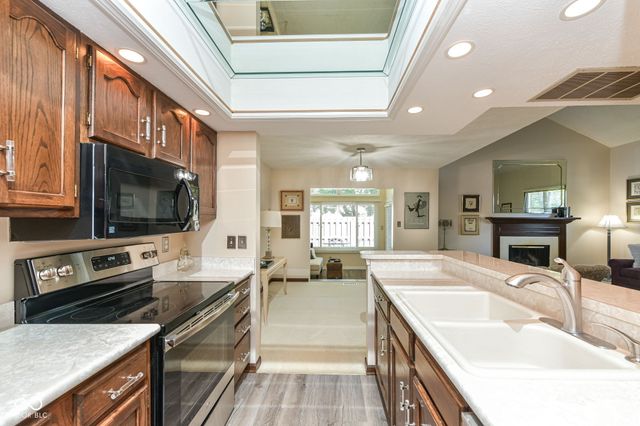 524 Conner Creek Drive, Fishers, IN 46038