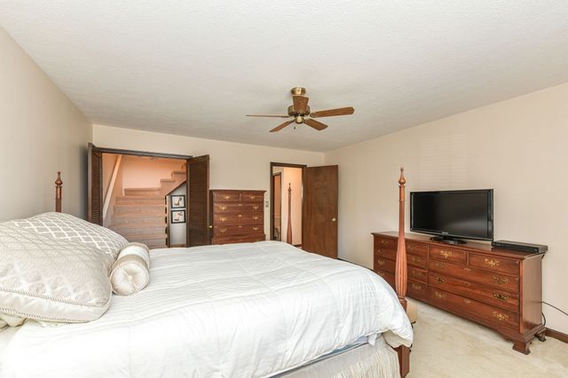 524 Conner Creek Drive, Fishers, IN 46038