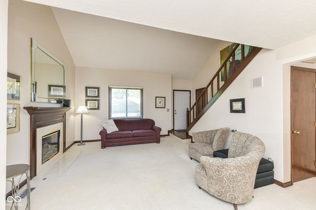 524 Conner Creek Drive, Fishers, IN 46038