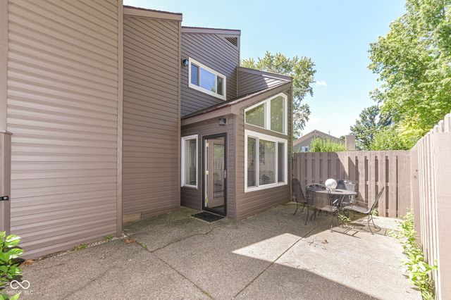 524 Conner Creek Drive, Fishers, IN 46038