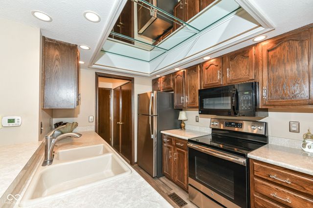 524 Conner Creek Drive, Fishers, IN 46038