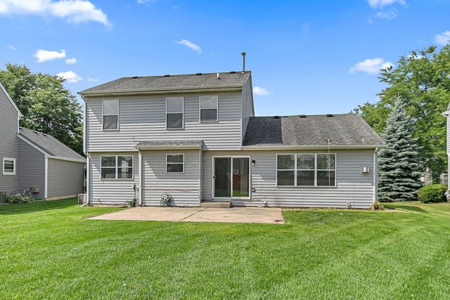 1440 Eliot Trail, Elgin, IL 60120