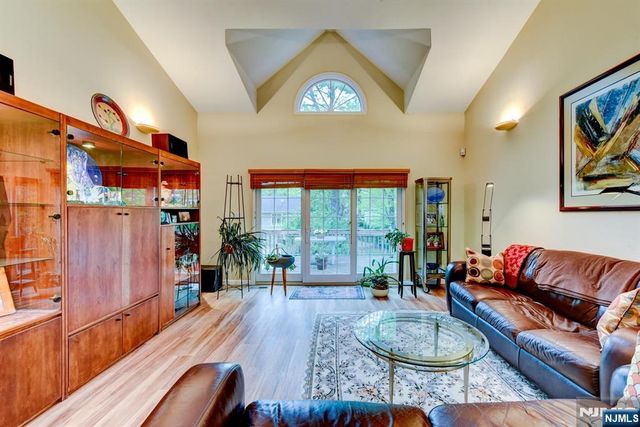40 Worcester, Wayne, NJ 07470