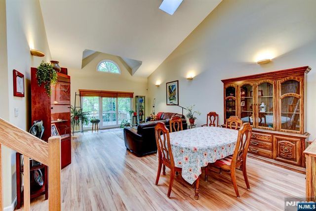 40 Worcester, Wayne, NJ 07470