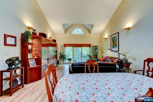 40 Worcester, Wayne, NJ 07470
