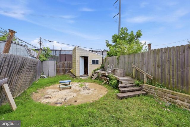 1539 YATES AVE, Linwood, PA 19061