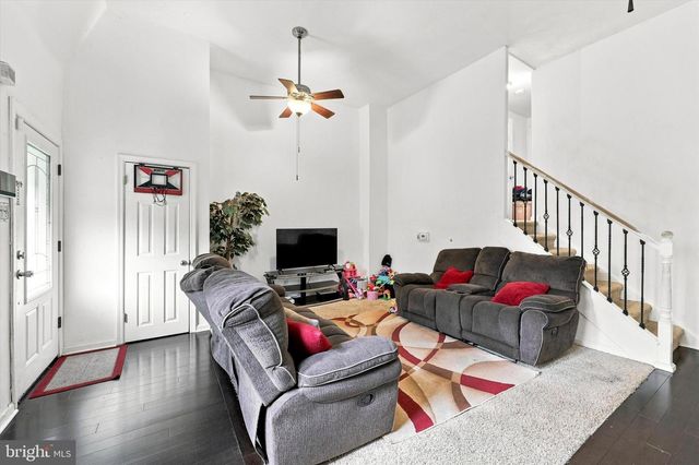 1539 YATES AVE, Linwood, PA 19061