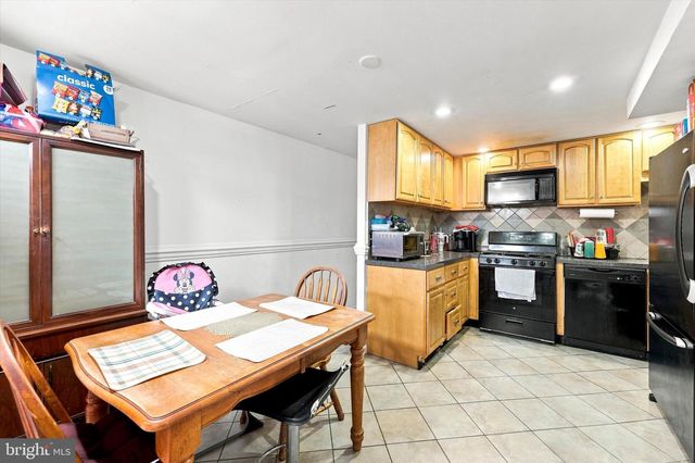 1539 YATES AVE, Linwood, PA 19061