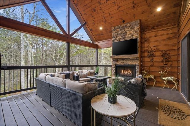 41 Bunks Way, Morganton, GA 30560