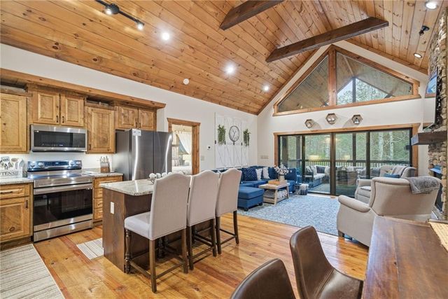 41 Bunks Way, Morganton, GA 30560