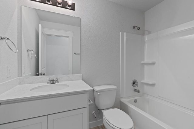 4044 Legend MDWS, New Braunfels, TX 78130