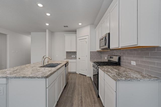 4044 Legend MDWS, New Braunfels, TX 78130