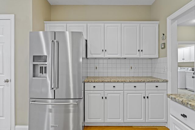 985 Linworth Village Drive, Columbus, OH 43235