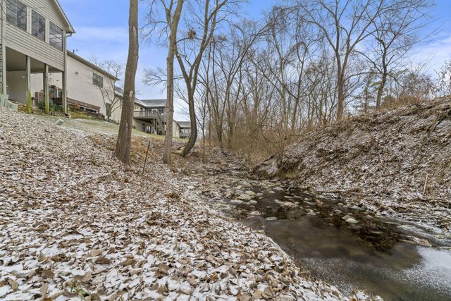 985 Linworth Village Drive, Columbus, OH 43235