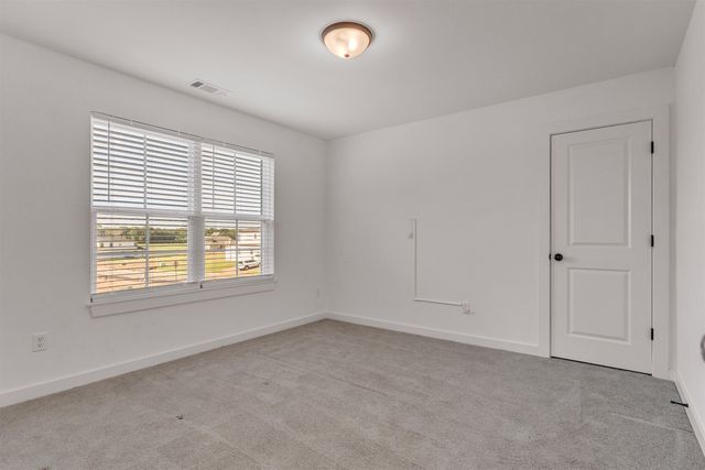 200 VALLEYVIEW LN, Oakland, TN 38060