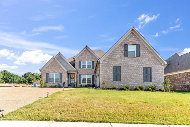 200 VALLEYVIEW LN, Oakland, TN 38060